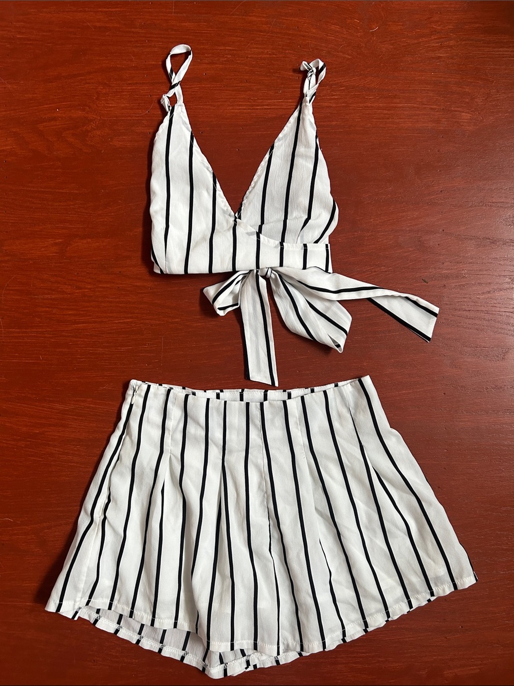 Zaful White and Black Striped Tie-Front Crop Top with Shorts Set